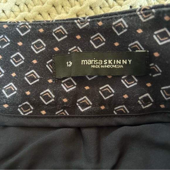 LOFT Petite Ankle Pant - Picture 5 of 10